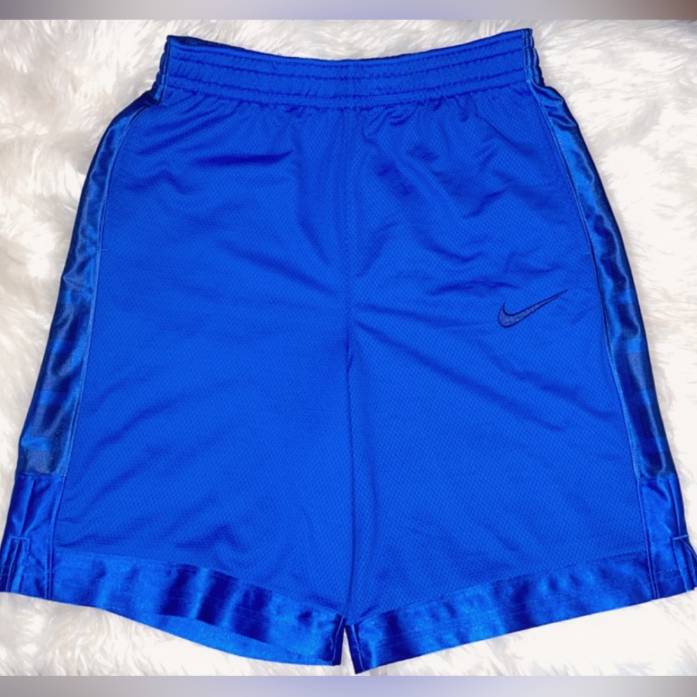 New XL Boys Nike Athletic Shorts